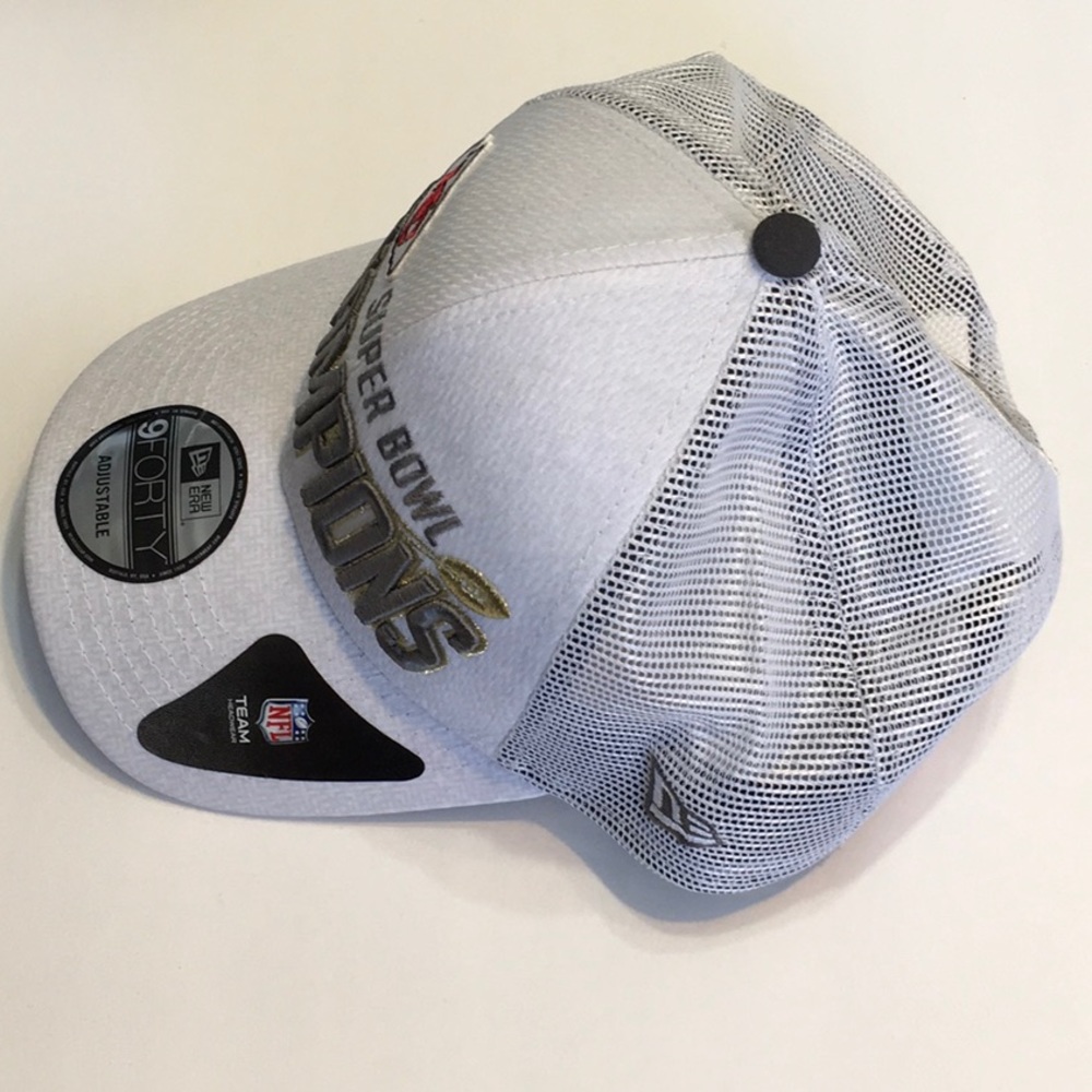 NFL Kansas City Chiefs ‘Super Bowl Champions’ New Era SnapBack Hat. - Picture 2 of 6